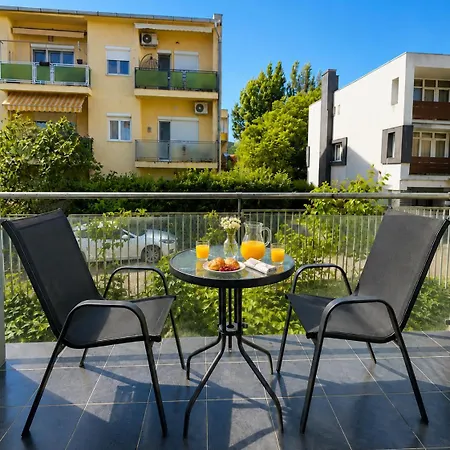 Apartment Club Fuered 09 Balatonfured